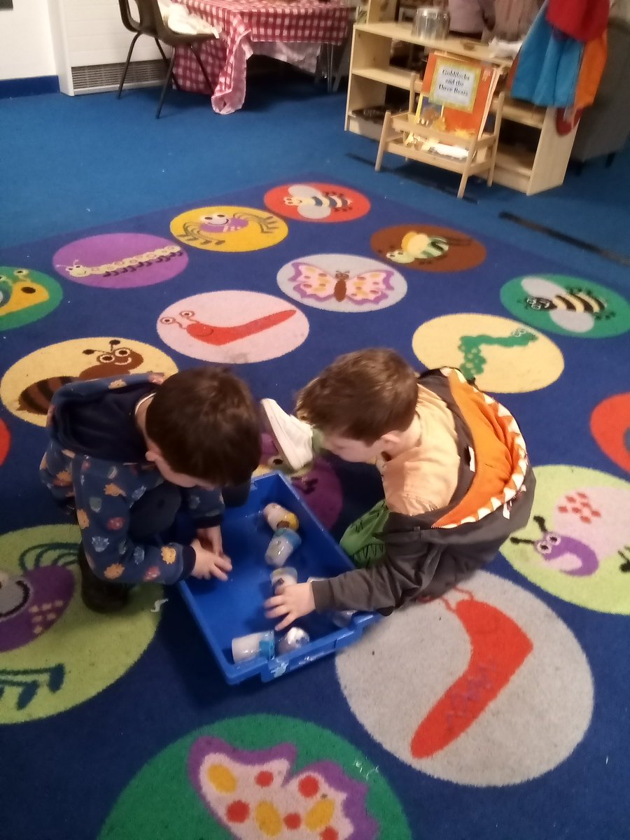 We have been putting our scientific skills to the test. As it’s winter we have been predicting what will happen when we put ice in a bowl and water in the freezer. We have also completed some fabulous writing describing what ice looks and feels like.