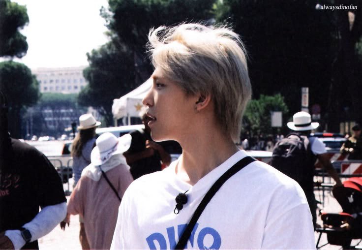 WHO is ★ tweet media