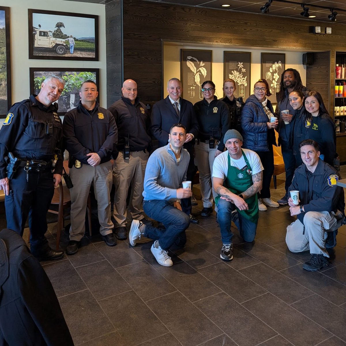 Yonkers Police HQ tweet media