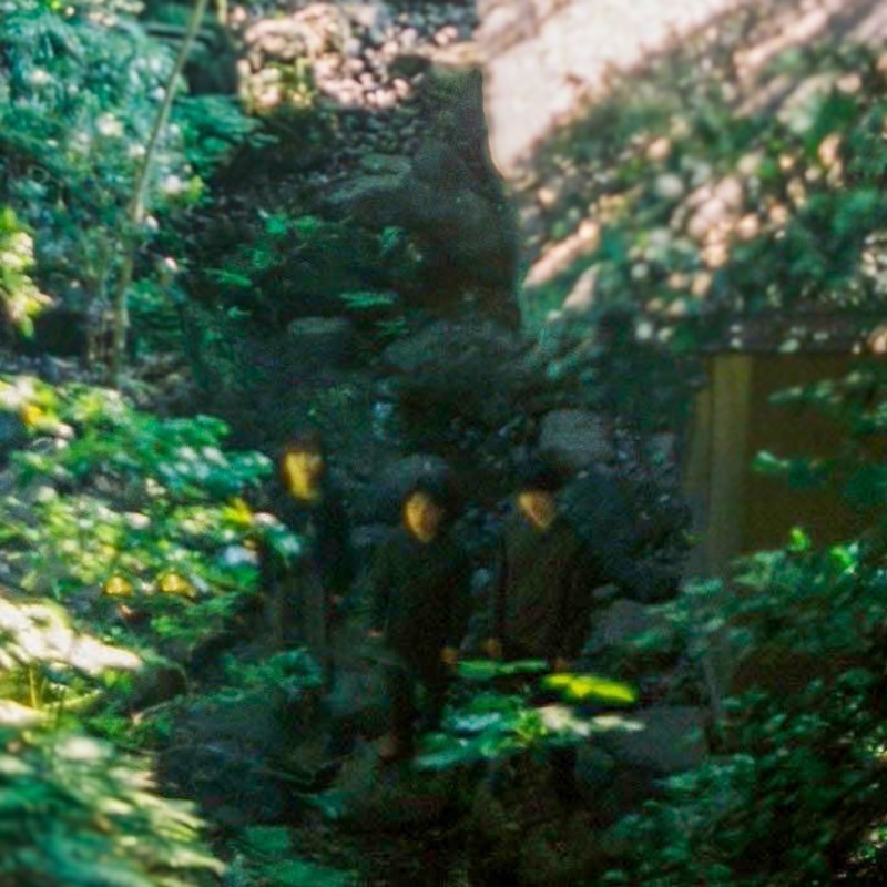 AVYSS_magazine's tweet image. 【news】錯綜する時、場所、感情｜mozuがEP『Tales of Faults』より「A Tale」のMVを公開

庭 niwaより
avyss-magazine.com/2025/02/11/571…