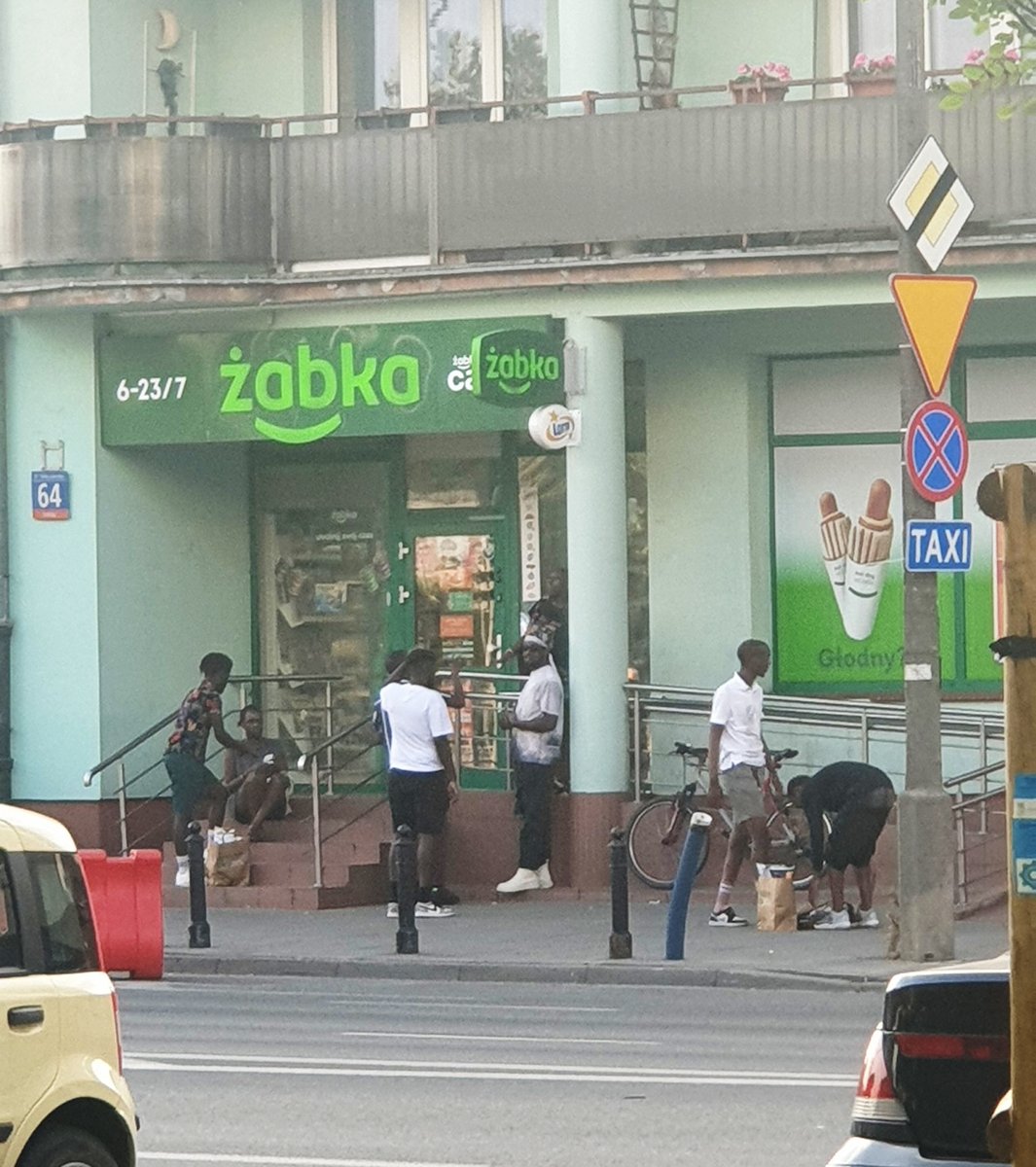 BostonTea tweet media