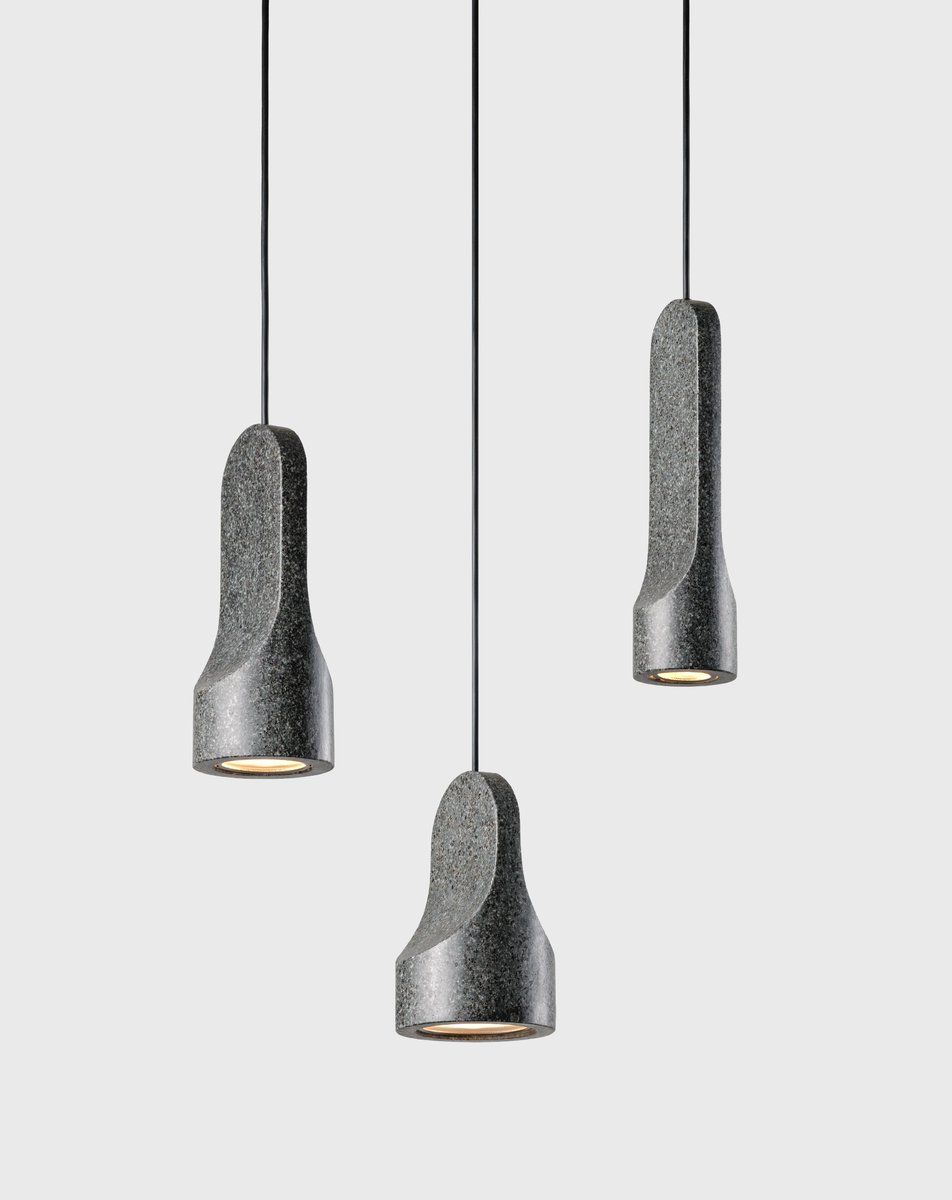 Edición da Parga con granito negro de Campolameiro para #a_emotionallight

Fotografía: Estudio Aranda Santos