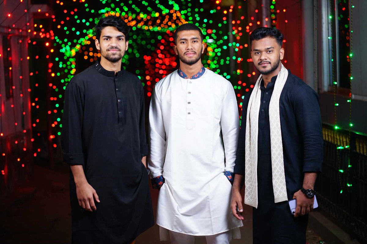Imran_Hossen07's tweet photo. Friends🖤🖤 https://t.co/jmcsOb3fTN