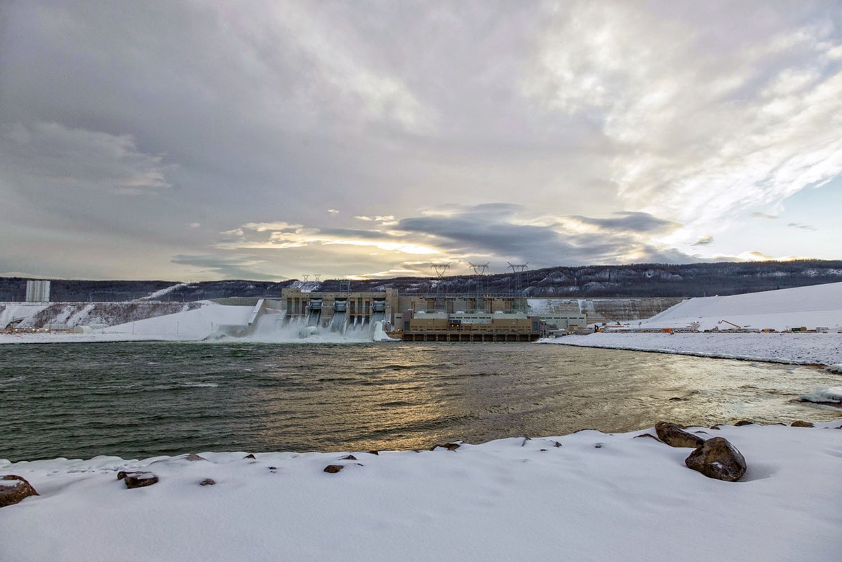 ATB_group's tweet image. #SiteC #CleanEnergy Project, 1.100 MW, for #BCHydro in #BritishColumbia, #Canada

Breathtaking views of Spillway Radial Gates and Low-Level Outlets in operation during #ReservoirFilling, playing a crucial role in #WaterFlowManagement.