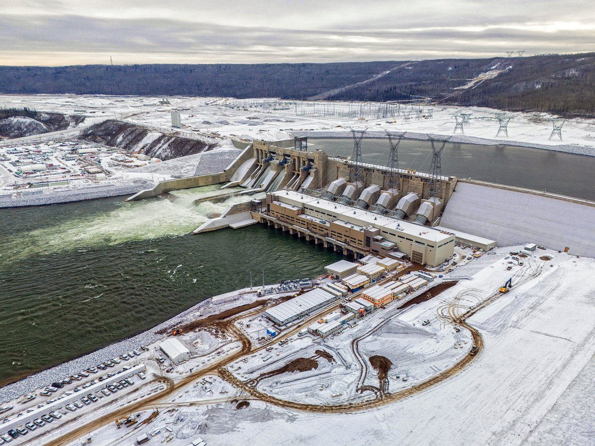 ATB_group's tweet image. #SiteC #CleanEnergy Project, 1.100 MW, for #BCHydro in #BritishColumbia, #Canada

Breathtaking views of Spillway Radial Gates and Low-Level Outlets in operation during #ReservoirFilling, playing a crucial role in #WaterFlowManagement.
