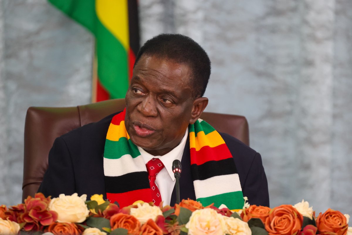 President of Zimbabwe tweet media