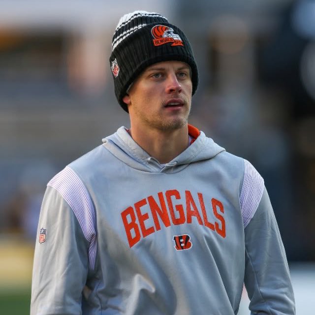 thirteenburrow's tweet photo. the only right answer is joe burrow btw https://t.co/3gCEGQY7Lq