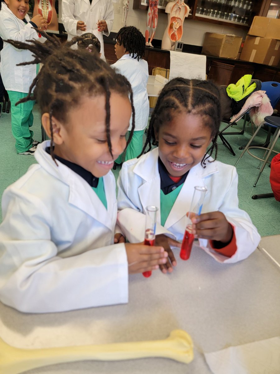 Mrs. Tina taught us about 5 of the systems in our body. Very engaging and a ton of fun! ❤️