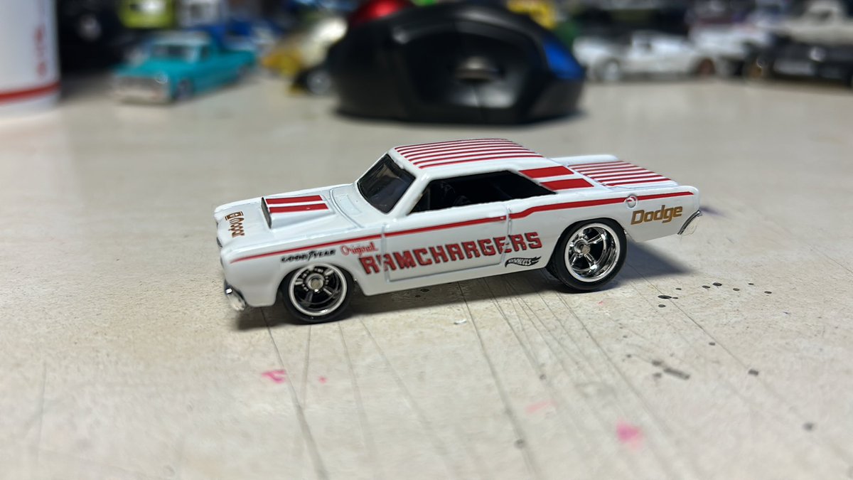 porschegmbh's tweet photo. @rXd26SbuMAcyKjZ #RAMCHARGERS  #DART  #DODGE https://t.co/bgPeFG8TUS