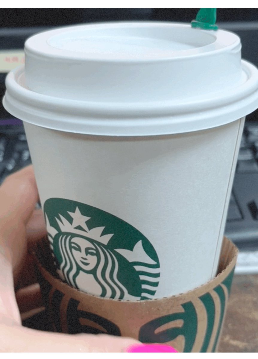 short_cake_07's tweet photo. Hey @Starbucks where’s my nice note?!? 😩🫶🏼 https://t.co/6oUnkT13Be