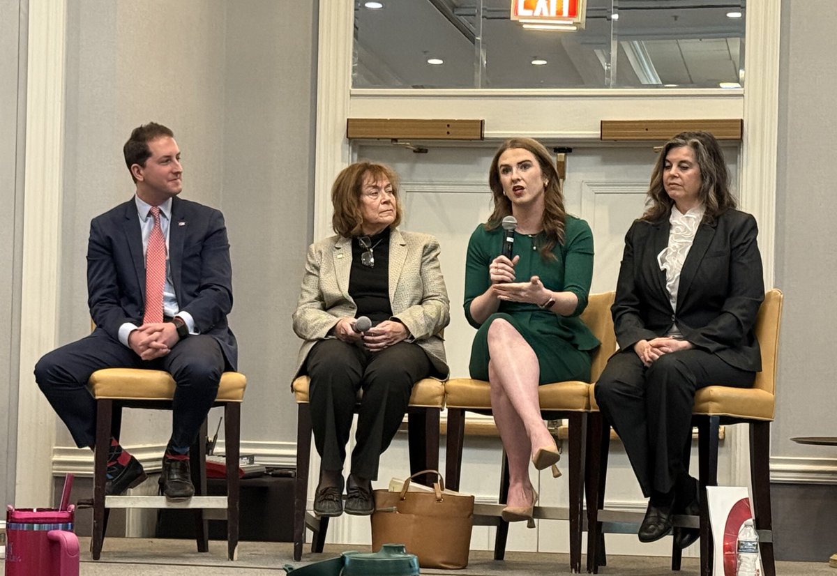 Bride Rose Sweeney tweet media