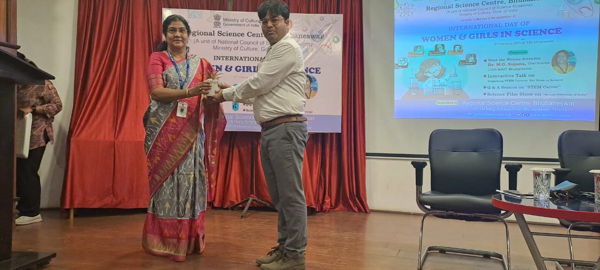 RSCBhubaneswar's tweet image. @RSCBhubaneswar a unit of @ncsmgoi @MinOfCultureGoI organised #meetthewomenscientist #InteractiveTalk #QandASession #ScienceFilmShow during celebration of #InternationalDayofWomenandGirlsinScience on 11.02.2025