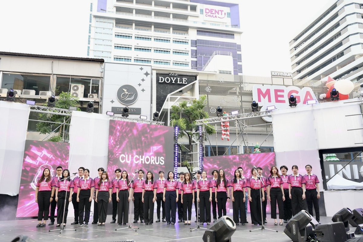 cuchorus's tweet photo. ภาพบรรยากาศขณะวง CU Chorus ขับร้องเพลงเปิดงาน “Chula Baka Begins” ในวันที่ 4 กุมภาพันธุ์ 2568 🎼💗
_____________________________
💌Official Page
Facebook : CU Chorus
Instagram : cuchorus_official
Twitter : cuchorus
YouTube : CU Chorus
TikTok : cuchorus_official https://t.co/cZYSFoTcqm