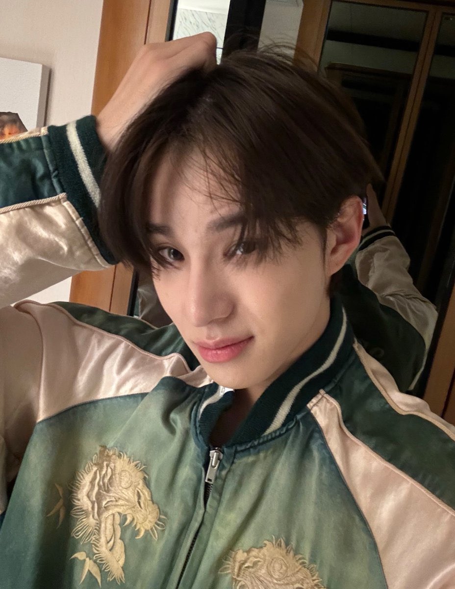 jungwoo (@kjwhive) on Twitter photo 