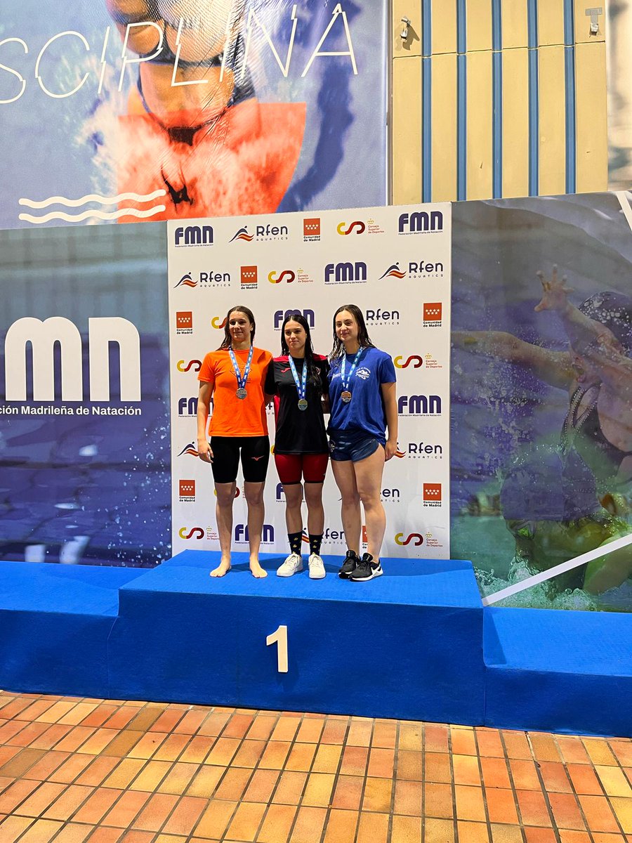 ulenat's tweet photo. Andrea serrano de rivas natacion,doble campeona de madrid junior en 50 y 100 mariposa @AytoRivas https://t.co/v0ObaPydxT