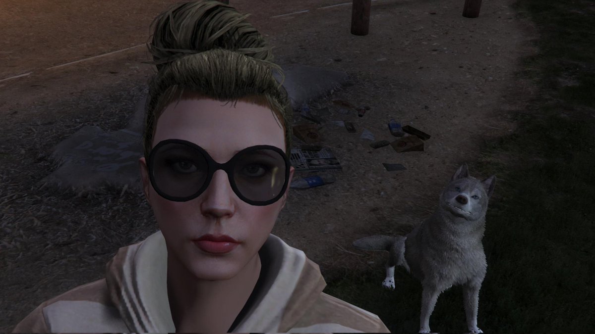 TwinGatzIT's tweet photo. Made my gf in GTAV and she is just going around taking pictures with dogs in the dog parks 🤣 https://t.co/2KI4tkjTnZ