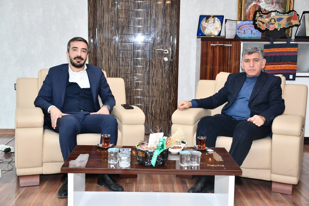 Adıyaman Ticaret ve Sanayi Odası (@adiyamantso) on Twitter photo ✨Adıyaman Tarım ve Orman İl Müdürlüğü görevini yürütürken Tarım ve Orman Bakanlığı emrine atanan Nurettin Kıyas, Yönetim Kurulu Başkanımız Mehmet Torunoğlu'na veda ziyareti gerçekleştirdi.
<a href="/MehmetTorunoglu/">Mehmet Torunoğlu</a> <a href="/KiyasNurettin/">Nurettin KIYAS</a> ✨Adıyaman Tarım ve Orman İl Müdürlüğü görevini yürütürken Tarım ve Orman Bakanlığı emrine atanan Nurettin Kıyas, Yönetim Kurulu Başkanımız Mehmet Torunoğlu'na veda ziyareti gerçekleştirdi.
<a href="/MehmetTorunoglu/">Mehmet Torunoğlu</a> <a href="/KiyasNurettin/">Nurettin KIYAS</a>