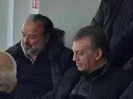 Penelope_Aplika's tweet photo. Μόνοι μας εναντίον όλων
#aek2014 https://t.co/4OWsVrbEfZ