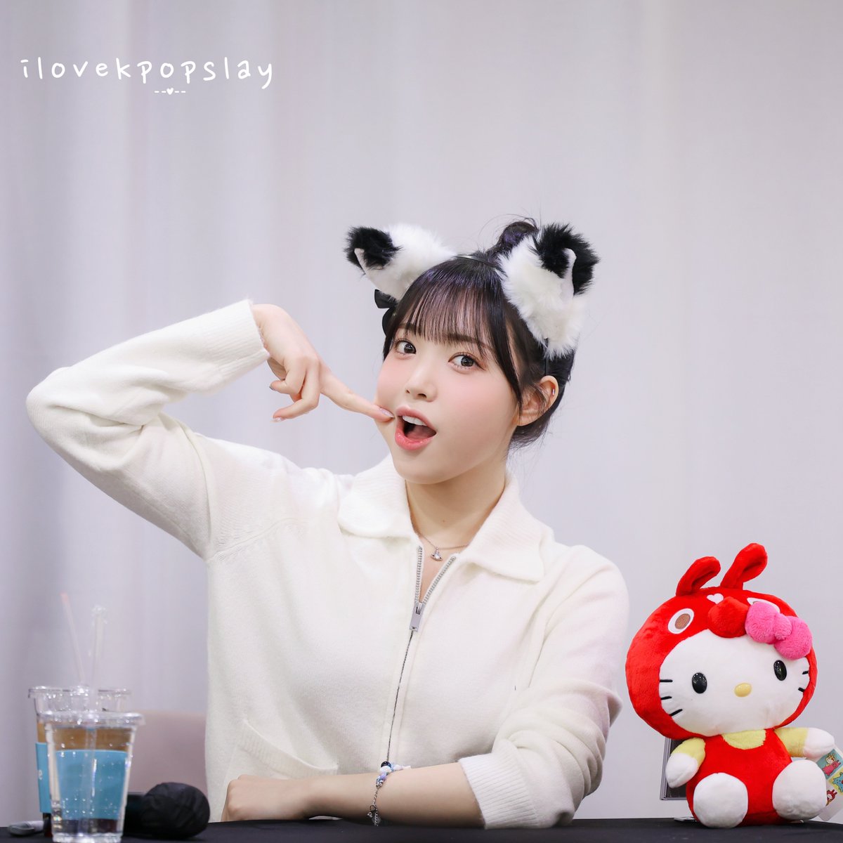 ilovekpopslay's tweet photo. 250211 HQ
#Sui #수이 #candyshop https://t.co/xO1frLwLvi