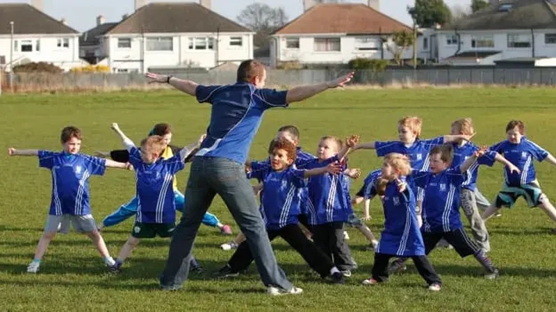How coaches can create great environments for young GAA players using psychological principles. Analysis by Patricia Jackman <a href="/Matthew_D_Bird/">Dr Matthew Bird</a> <a href="/unilincoln/">University of Lincoln, UK</a> <a href="/ciaranjkearney/">Dr Ciarán J. Kearney</a> <a href="/StMarys_Belfast/">St Mary’s University College Belfast</a> &amp; Jack Cooney <a href="/DCU/">Dublin City University</a> <a href="/officialgaa/">The GAA</a> rte.ie/brainstorm/202…