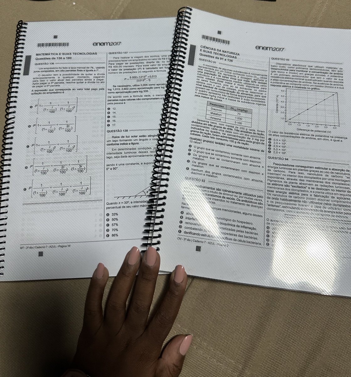 vick26_'s tweet photo. vendo apostila provas antigas matemática e naturezas enem 2017, 2018,2019,2020 e 2021 encadernadas e 100% novas
50$
retirada/uber flash: tijuca 
#studytwt #enem #apostilaenem #studymed #studylog #medicina https://t.co/Mj2ouyLI2v