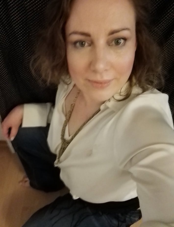 Working for the <a href="/centriaamk/">Centria AMK</a>  with some video marketing materials on e.g.branding. Do I still look like a marketing pro against this blackish background with small white-light-dots in  the fabric? #behindthescenes #centria #tki #branding #videomarketing #education