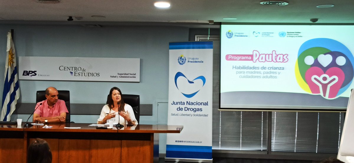 El Sec. Gral de la #JND participa de la apertura 2da.línea del acuerdo de cooperación con <a href="/UNODC/">UN Office on Drugs & Crime</a>
Mesa Interinstitucional Uruguay Previene en los Entornos Familiares 
<a href="/MSPUruguay/">Ministerio de Salud Pública – Uruguay</a>
<a href="/midesuy/">Ministerio de Desarrollo Social</a> #UCC 
<a href="/ANEP_Uruguay/">ANEP</a>
<a href="/Inisa_Oficial/">Inisa</a>
<a href="/inau_oficial/">INAU</a>
<a href="/inddhhuy/">INDDHH y Defensoría del Pueblo</a>
<a href="/Udelaruy/">Universidad de la República</a>
<a href="/MarianaKiefer/">Mariana Kiefer</a>