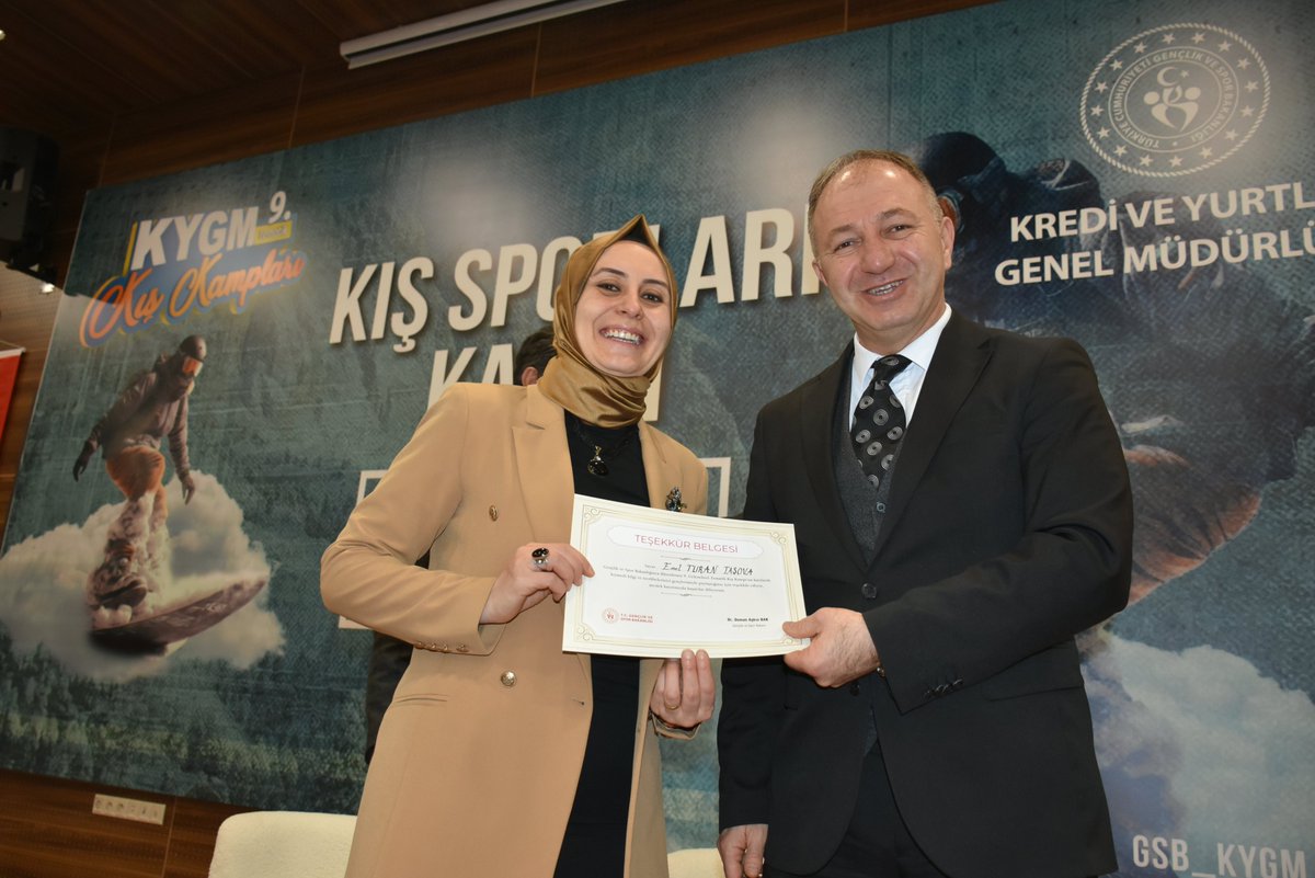 ErzurumKYGM's tweet photo. #KYGMKışKampları
KYGM 9. Tematik Kış Kampımızda fedakarca görevini yapan ve kampımızın başarılı geçmesinde önemli faktörü olan Eğitim Şube Müdürlüğü ve Kamp Koordinatörlüğü ekibine İl Müdürümüz Levent Çakmur, teşekkür belgesi verdi. https://t.co/YUOZ3PPSva
