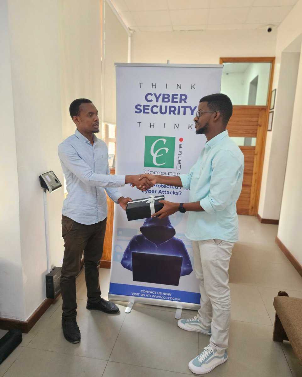 CompCenterTz's tweet photo. Congratulations to one of our quiz winners! 🎉

Mr. Robert E. Mawere from TRC sent his representative to receive his well-earned reward! 🏆👏 Thank you for participating in our Backup Solution Quiz and staying ahead in the fight against cyber threats!

#CyberSecurity #ThinkSecure https://t.co/6pBIi5OgVs