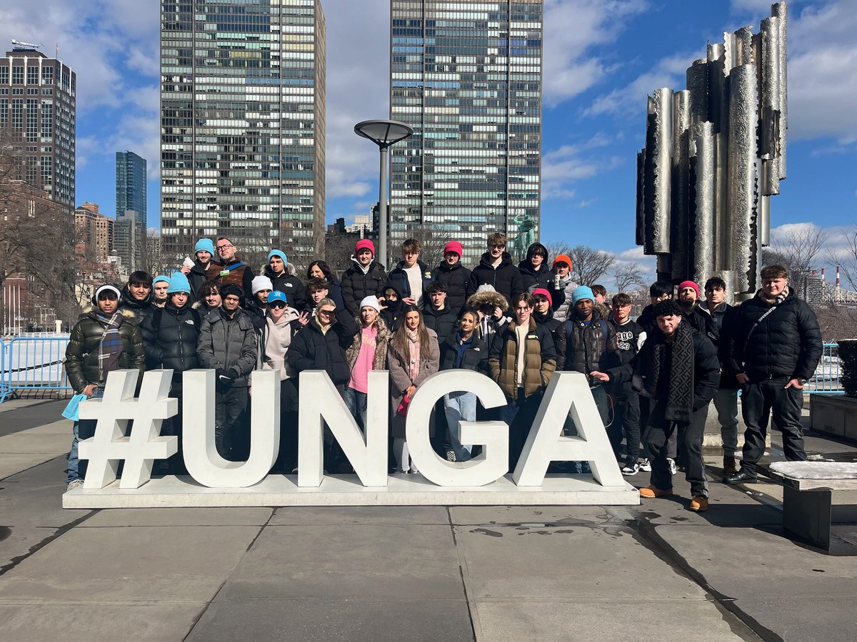 Verulam Sixth Form tweet media