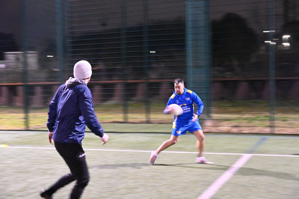 𝙄𝙩'𝙨 𝙜𝙤𝙤𝙙 𝙩𝙤 𝙗𝙚 𝙗𝙖𝙘𝙠!🏉🤩

Our PDRL side are officially back in training, and are always on the look out for new players to join them🦏👇

📅 Mondays
📍 Bartercard Training Complex, Kirkstall
⏰ 6:30-8pm
✉ ed.bates@leedsrhinosfoundation.org