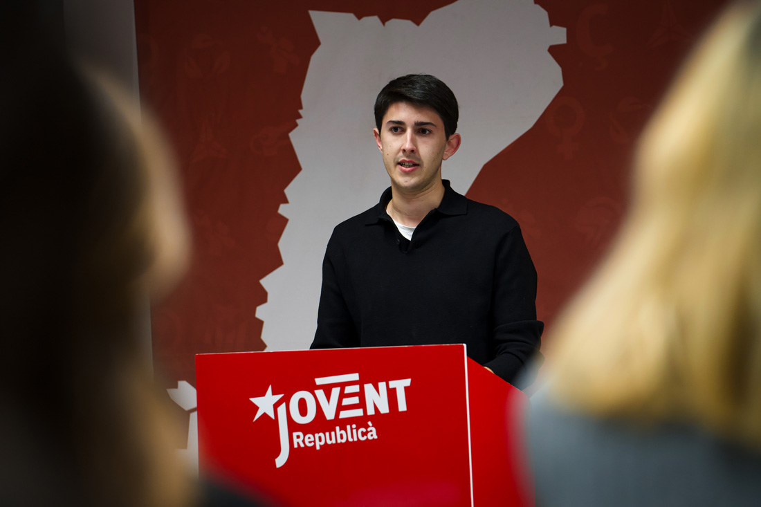 Andreu Gaya repeteix com a portaveu de l’ampliada permanent del Jovent Republicà al Vallès Occidental
#Cerdanyola <a href="/JoventCdV/">Jovent Republicà de Cerdanyola del Vallès 🎗</a> <a href="/JoventVallesOcc/">Jovent Republicà del Vallès Occidental 🎗</a> 
Més informació a tinyurl.com/skxp3czr