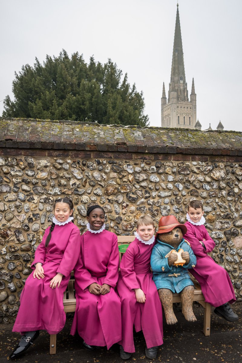 Norwich Cathedral tweet media