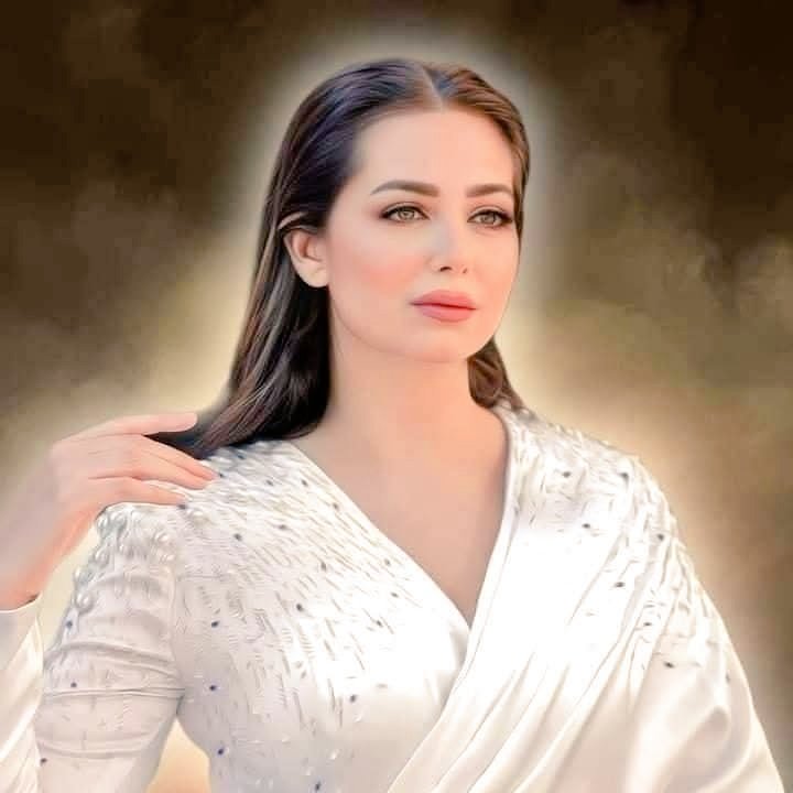 #صورة_ملف_شخصي_جديدة
كل إنسان ليه طاقة
بعدنفاذهابيتحول لشخص تاني خالص هونفسه ميعرفوش
متوصلش اللى قدامك يوصل لمرحلة اللا عودة وترجع تقول هو  زعل ليه؟!
ربنا يكفيكم شر قفلت القلب لواتقفل من حدوخلص رصيدالمسامحه 
مفيش شجرة بتقع من ضربة فاس واحدة
ولاكوباية بتتملى من نقطة ميه