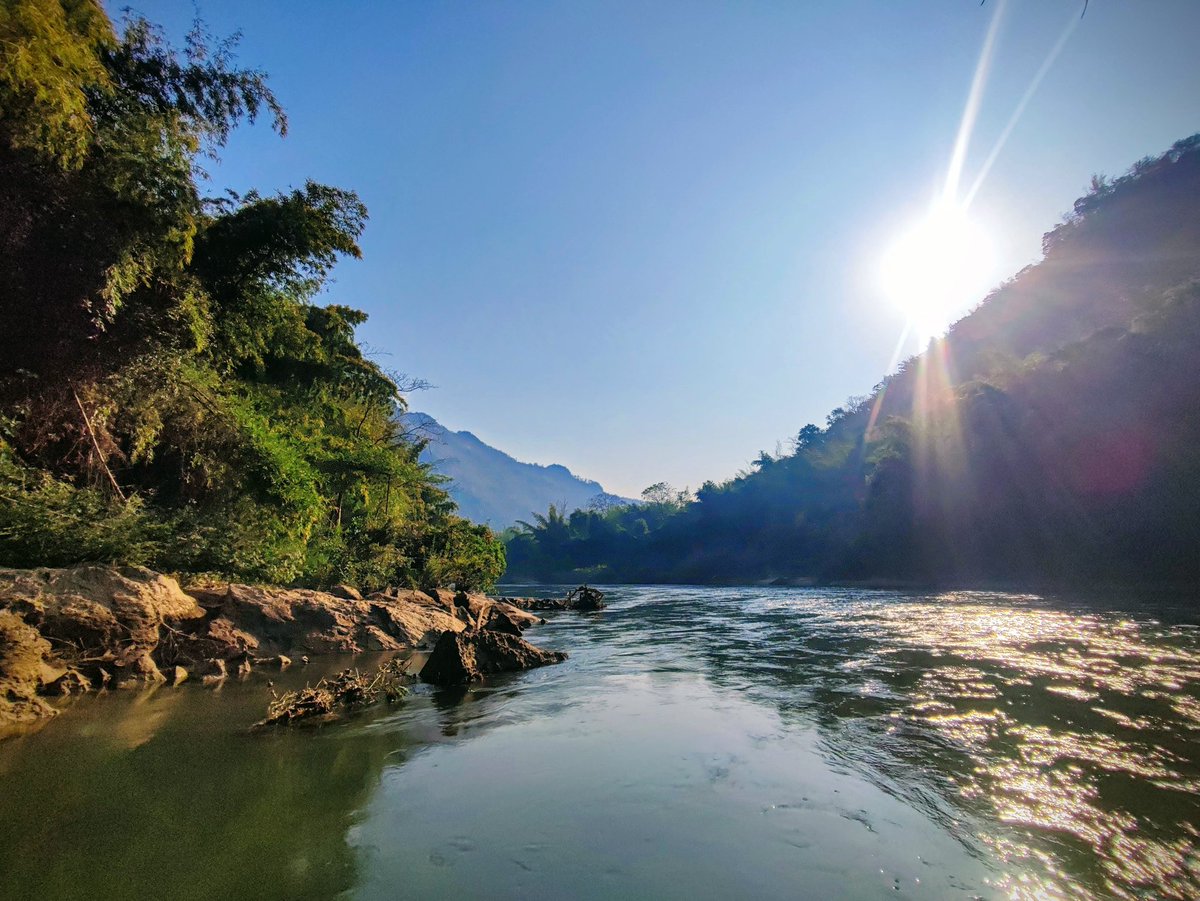 explorenique's tweet photo. Beautiful photo from #Kanchanaburi Province during a custom tour. https://t.co/qH3ehR2URt