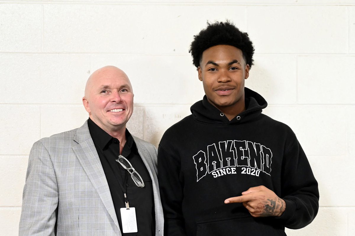 STKJackets's tweet image. First glimpses of @Coach_JohnCarr and @CoachHopson in their first meeting with SHS Football players and coaches yesterday after the announcement of Coach Carr’s hiring. #JacketSting is strong!