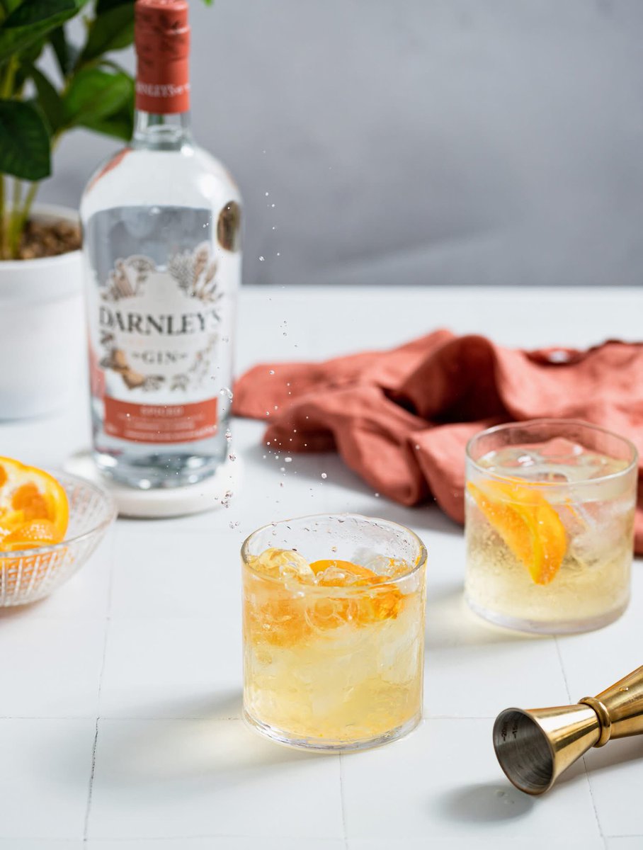 Join us this Friday, 14th, at #Rarity for a special Valentine’s Day 💖 #gintasting experience, featuring Darnley’s Gin, around our tasting barrel. From to midday ‘til 5pm, sip and savour this exceptional #gin, known for its artisanal craftsmanship and balanced #botanical blend 🌿