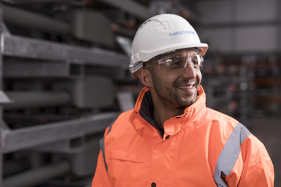 National Grid UK Customers (@gridcustomersuk) on Twitter photo 📣 We've launched a multi million pound project to connect the UK's largest EV battery factory, which will create 4,000 green tech jobs.
🚘 Set to open in #Somerset in 2026, the facility - run by <a href="/TataCompanies/">Tata Group</a>' global battery business - aims to supply half of the batteries 📣 We've launched a multi million pound project to connect the UK's largest EV battery factory, which will create 4,000 green tech jobs.
🚘 Set to open in #Somerset in 2026, the facility - run by <a href="/TataCompanies/">Tata Group</a>' global battery business - aims to supply half of the batteries