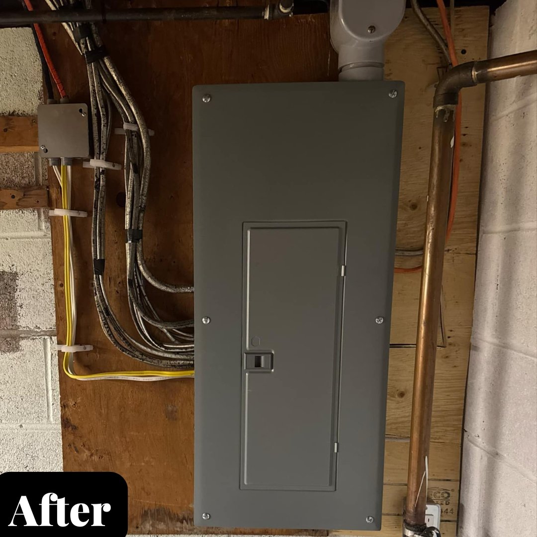 KodeElectricYGK's tweet image. Service upgrade from a fused 100A panel to a 200A breaker panel. #ygk #electrician #PoweringYourProjects