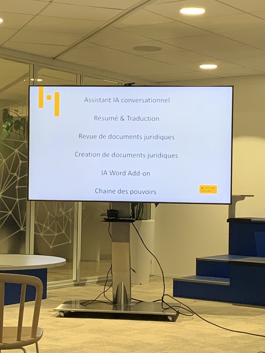 M2 Communication et Sociologie du droit tweet media