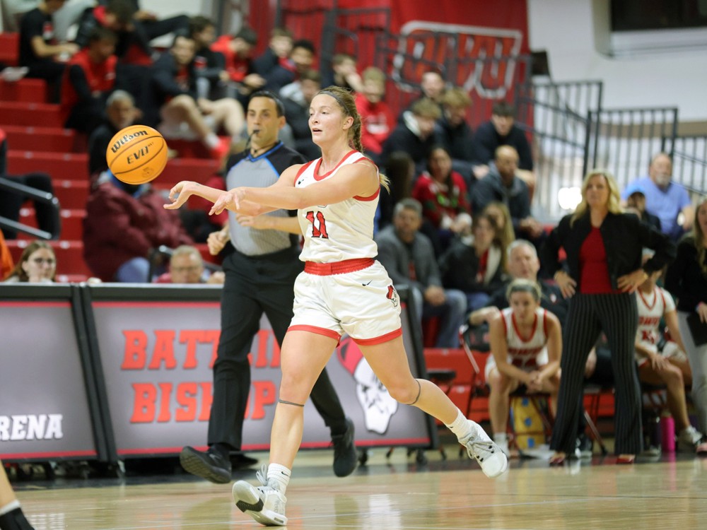Schipfer Tabbed to D3hoops.com Team of Week
battlingbishops.com/news/2025/2/11…