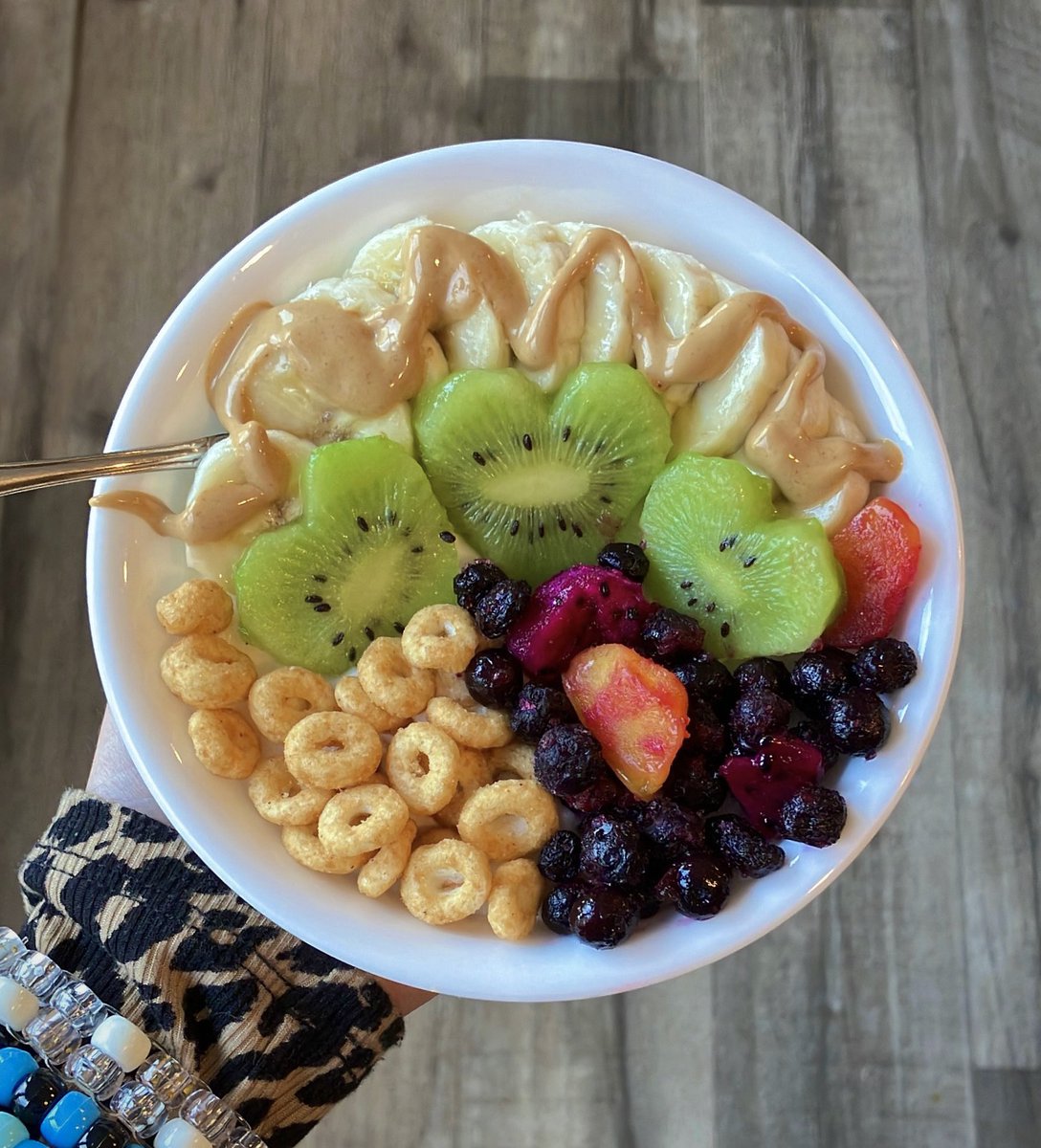 MY KIWI IS FINALLY RIPE