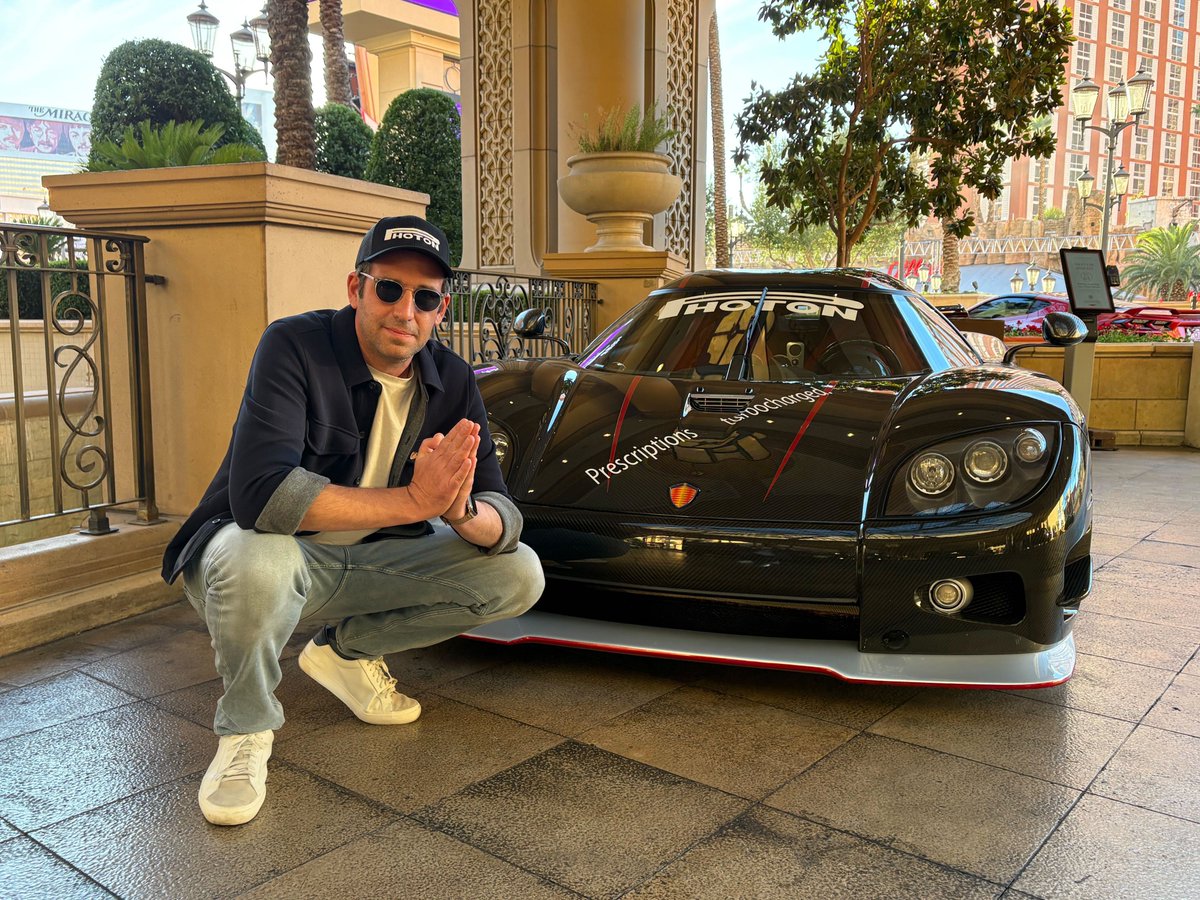 📢 <a href="/StuLibby/">Stu Libby</a> has just joined #Photon to supercharge commercial growth as our Chief Revenue Officer! 🏎️

Prior to Photon, he founded, grew, and sold <a href="/zipdrug/">Zipdrug</a> 💊 

We're so hyped to welcome you to the team, Stu! 

(Press release in comments)

#HealthcareInnovation #DigitalHealth