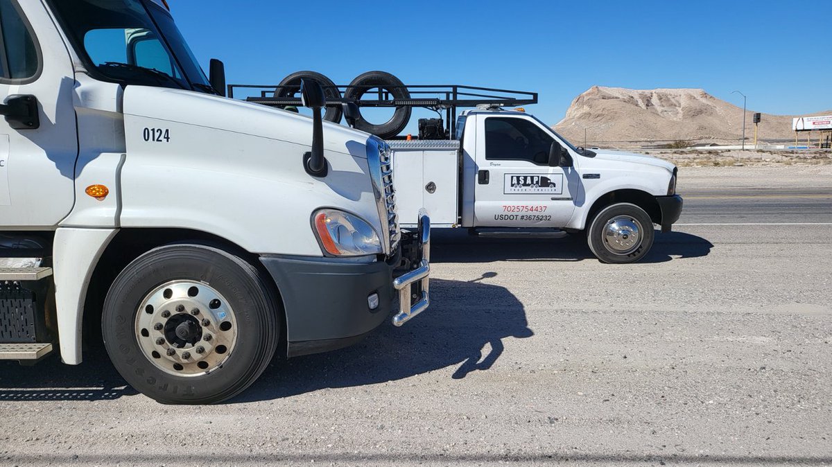 RoadTecLLC's tweet photo. Hauling equipment or goods is tough without a functional trailer. Trust us for timely trailer repair to get you back on the road. Call now for reliable service! 

#TrailerRepair
https://t.co/g6s91LchdJ https://t.co/PQA0FOLXUM
