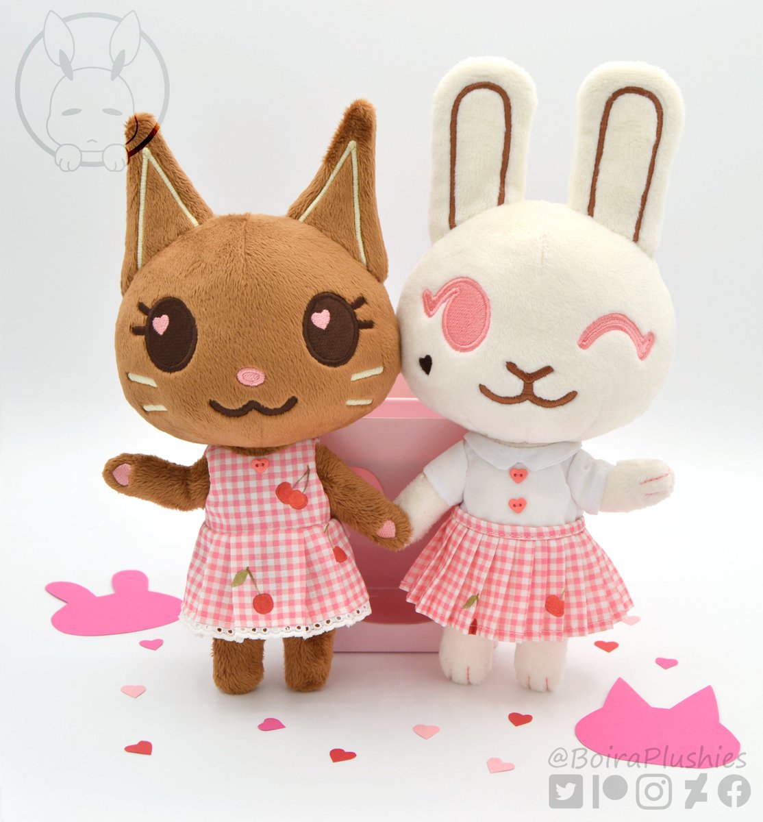 Meet Cherry and Bombón 🐱💕🐰

As a Valentine's Day surprise, we will gift their patterns to minky tier patrons until February 14th!  🪡