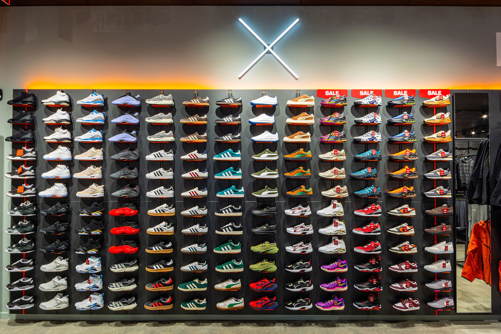 ConnorConstruct's tweet photo. New Snipes store in Brooklyn! 🔥 

Our is proud to assist with another build in the five boroughs —who’s stopping by? 👟 #Snipes #RetailConstruction #Brooklyn #BuiltForRetail https://t.co/GQazHJvHio