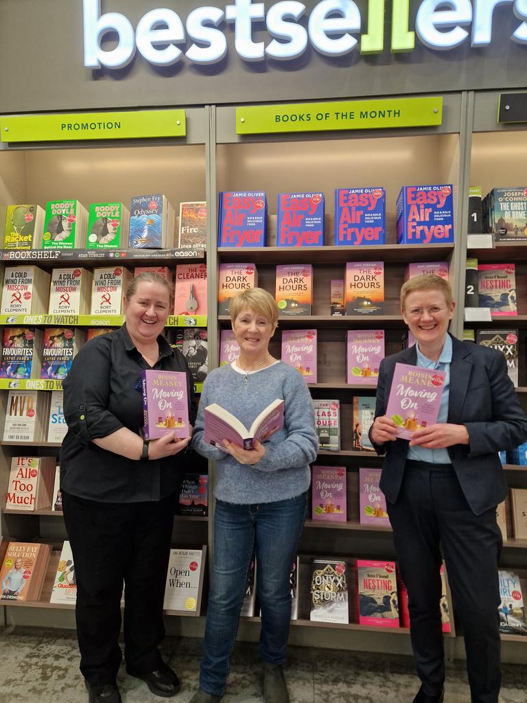 Hachette Ireland tweet media