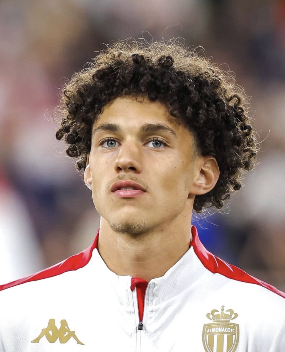 Akliouche à la place de Lee 🙏 <a href="/PSG_inside/">Paris Saint-Germain</a>