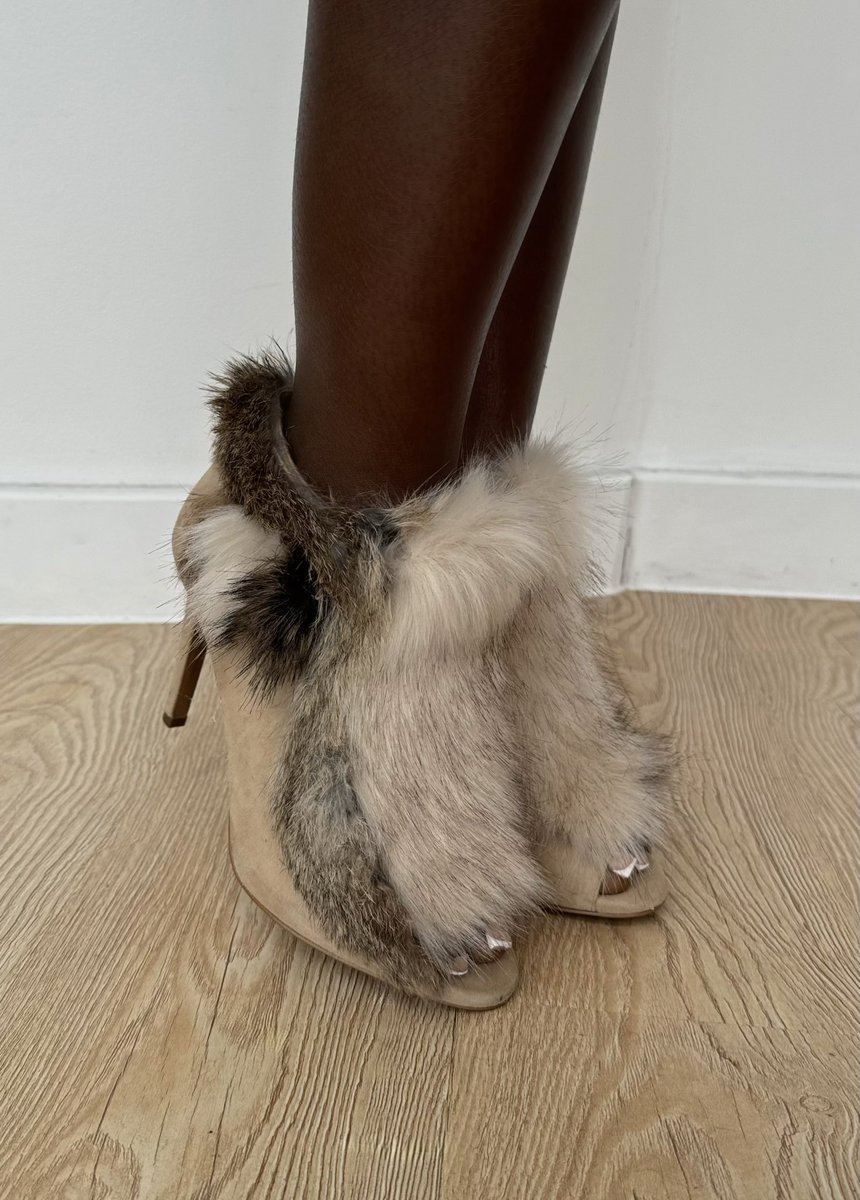 I make shoes🧸 pick your favourite <a href="/bynaomismith/">BYNAOMISMITH</a>