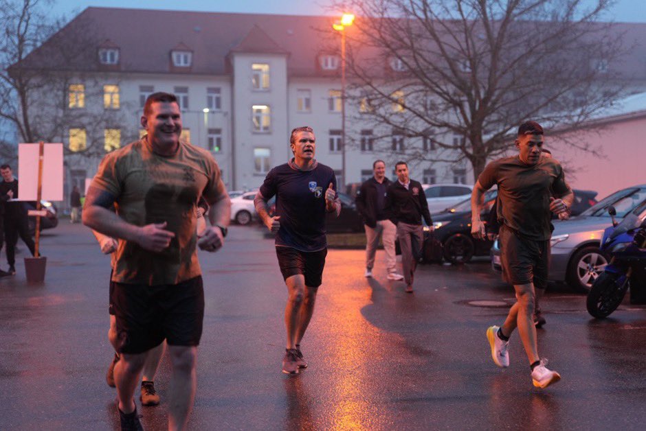 LeadingReport's tweet image. BREAKING: Pete Hegseth is in Germany training with Green Berets and is skipping the Munich Security Conference to interact with American troops throughout Europe instead.

“I would much rather talk to troops than go to cocktail parties.”
